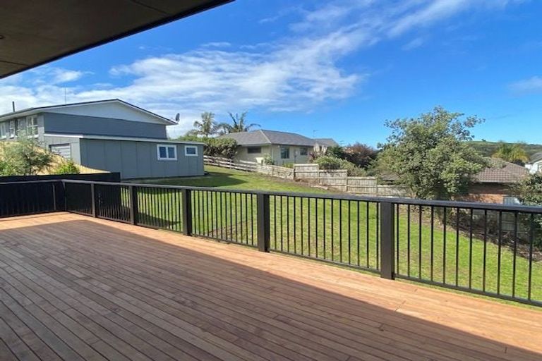 Photo of property in 36b Everard Avenue, Army Bay, Whangaparaoa, 0930