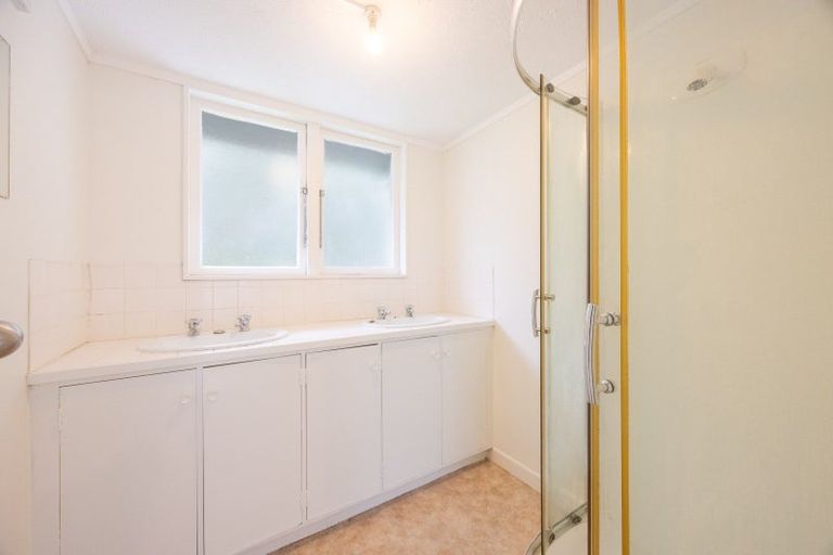 Photo of property in 55 Waverley Street, Waipawa, 4210