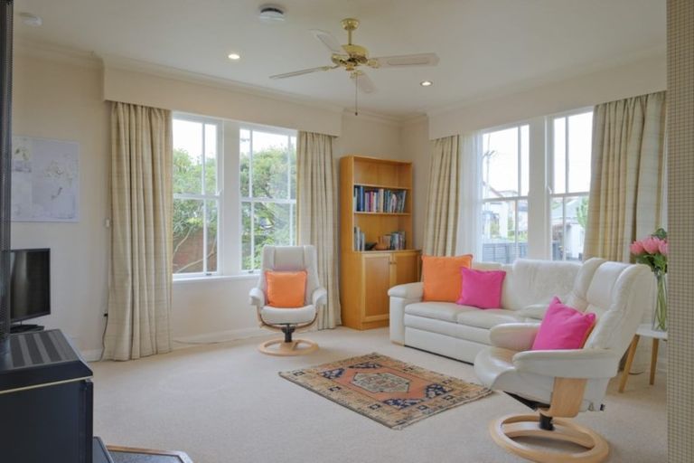 Photo of property in 43 Ross Street, Roslyn, Dunedin, 9011