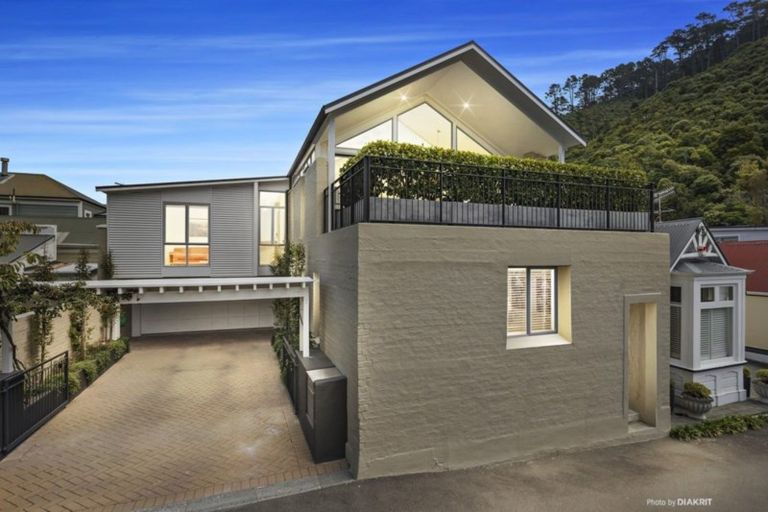 Photo of property in 3 Poplar Grove, Thorndon, Wellington, 6011
