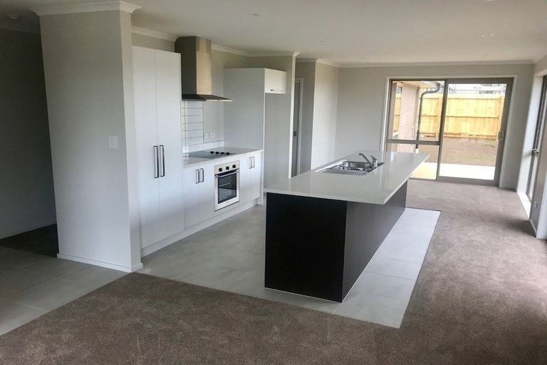 Photo of property in 17 Olivia Road, Pukekohe, 2120