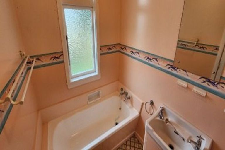 Photo of property in 36 Beach Street, Fitzroy, New Plymouth, 4312