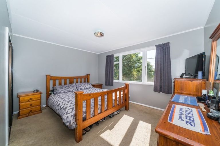 Photo of property in 14 Ellesmere Crescent, Highbury, Palmerston North, 4412