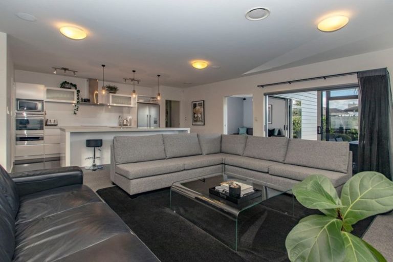 Photo of property in 7 Kapiti Drive, Poraiti, Napier, 4112