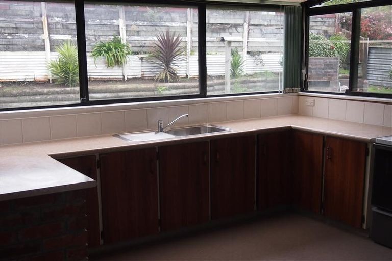 Photo of property in 29/2 Silvan Place, Bell Block, New Plymouth, 4312