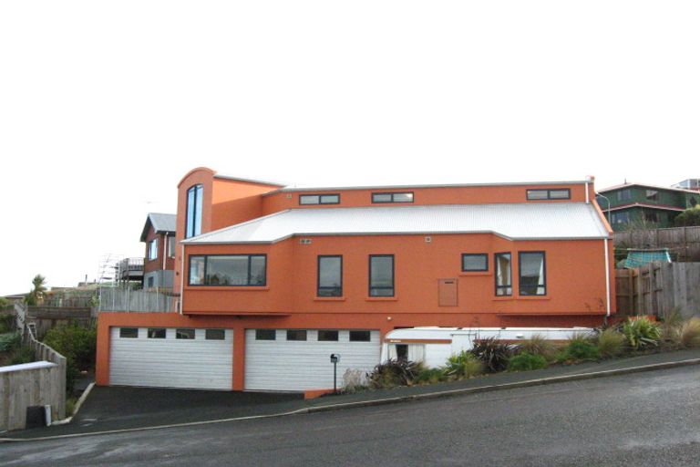 Photo of property in 217 Somerville Street, Shiel Hill, Dunedin, 9013