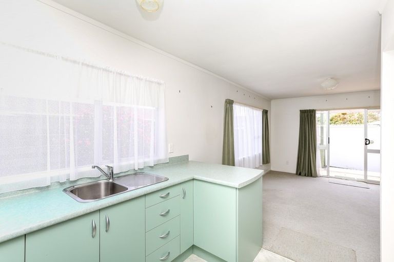 Photo of property in 1/6 Wicklow Place, Bell Block, New Plymouth, 4312