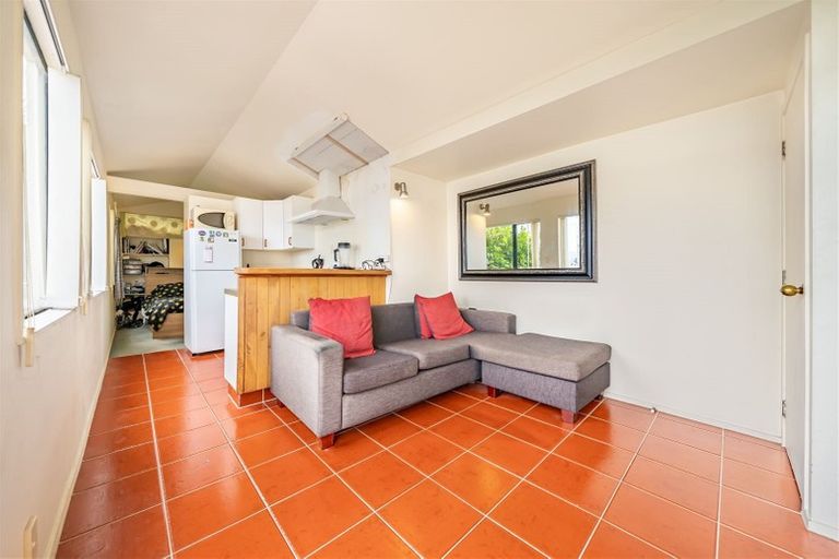Photo of property in 517c Marine Drive, Sunshine Bay, Lower Hutt, 5013
