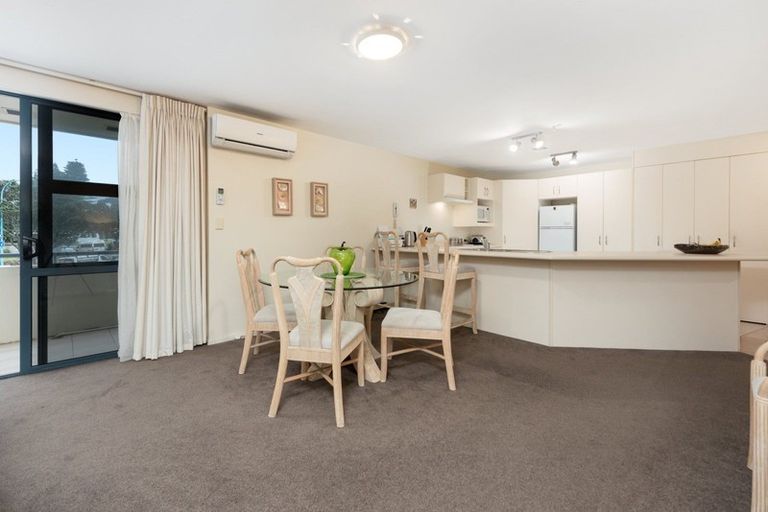 Photo of property in 30/3 Maunganui Road, Mount Maunganui, 3116