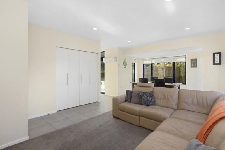 Photo of property in 20a Motu Street, Saint Clair, Dunedin, 9012