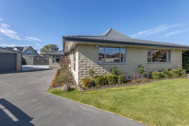 Photo of property in 11 Goya Place, Bishopdale, Christchurch, 8051