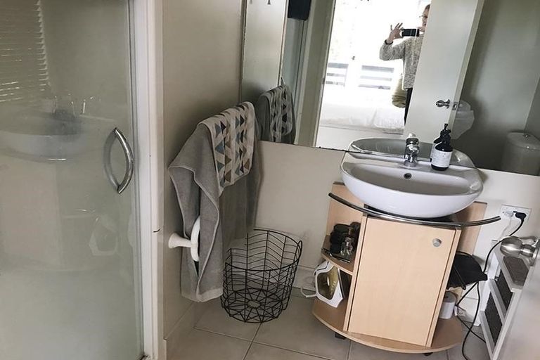 Photo of property in 57 Takahe Road, Titirangi, Auckland, 0604