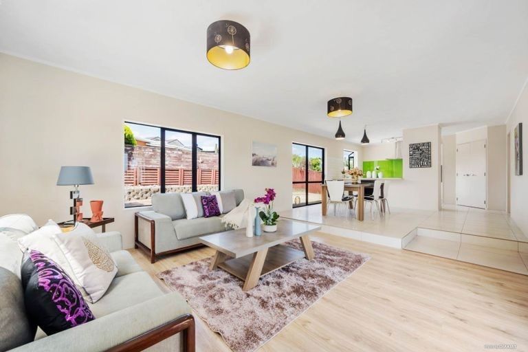 Photo of property in 6 Crail Court, Totara Heights, Auckland, 2105