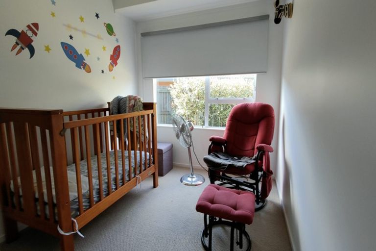 Photo of property in 74 Birdwood Road, Swanson, Auckland, 0612