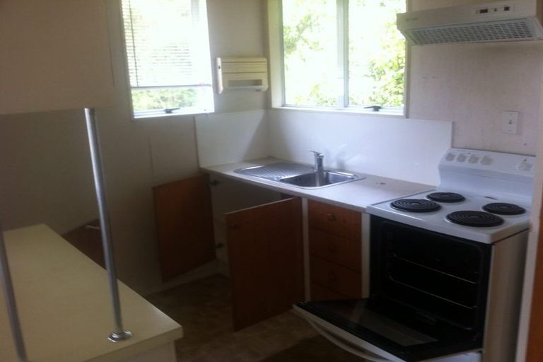 Photo of property in 8 Hawke Place, Pukekohe, 2120