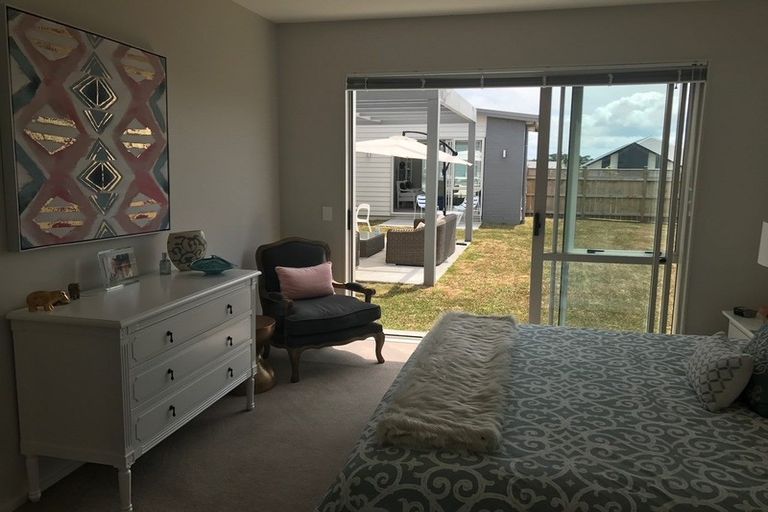 Photo of property in 20 Lydiard Place, Beachlands, Auckland, 2018