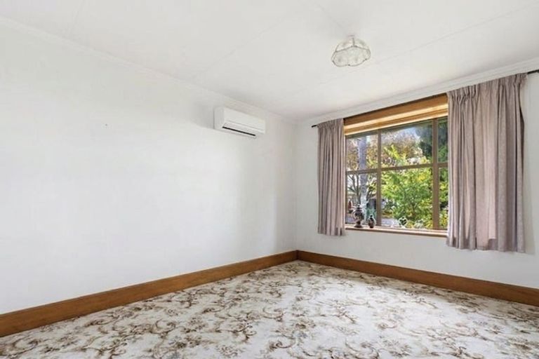 Photo of property in 176 Winchester Street, Levin, 5510