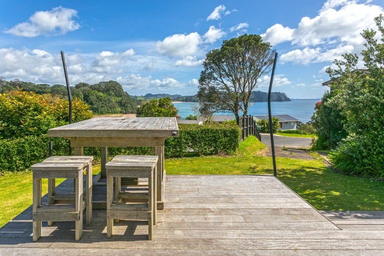 Photo of property in 69 Pye Place, Hot Water Beach, Whitianga, 3591