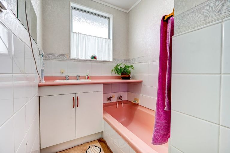 Photo of property in 16b Brightwell Place, Nawton, Hamilton, 3200