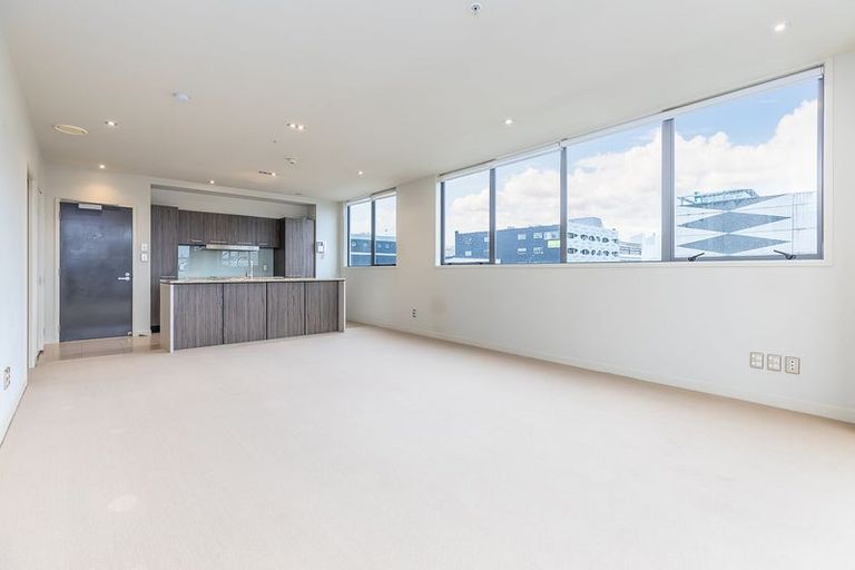 Photo of property in Maison Apartments, 202/16 Huron Street, Takapuna, Auckland, 0622