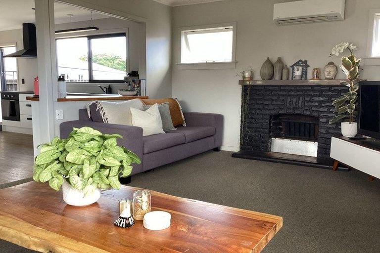 Photo of property in 132 Ngamotu Road, Spotswood, New Plymouth, 4310