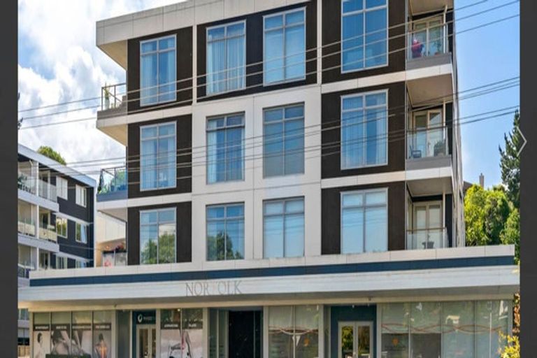 Photo of property in Norfolk Apartments, 105/19 Bute Road, Browns Bay, Auckland, 0630