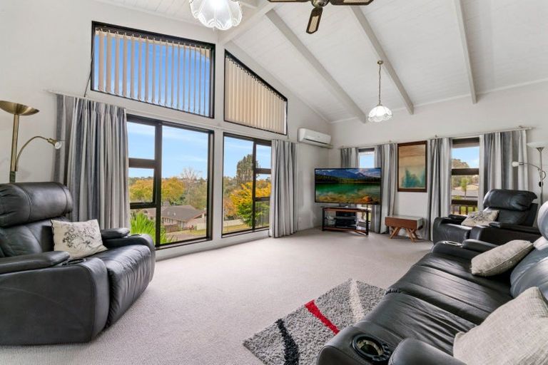 Photo of property in 2 Ajax Place, Welcome Bay, Tauranga, 3112