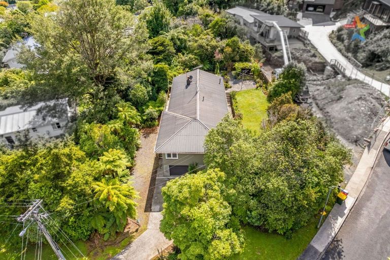 Photo of property in 115 Manuka Street, Stokes Valley, Lower Hutt, 5019