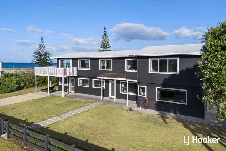 Photo of property in 287 Seaforth Road, Waihi Beach, 3611