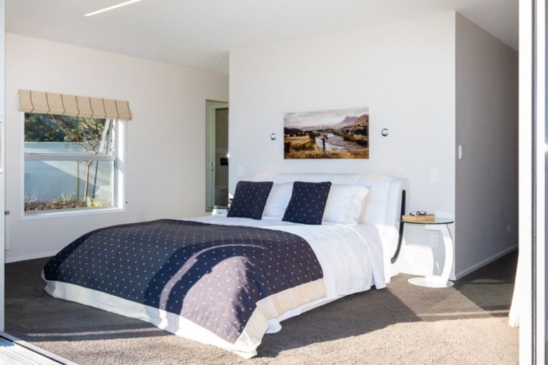 Photo of property in 207 Durham Drive, Havelock North, 4130