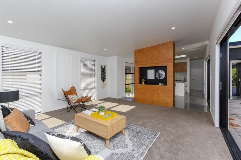 Photo of property in 41 Cyrus Street, Whalers Gate, New Plymouth, 4310