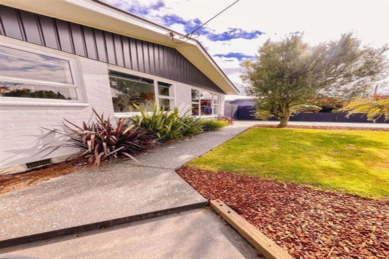 Photo of property in 47 Ashgrove Street, Rangiora, 7400
