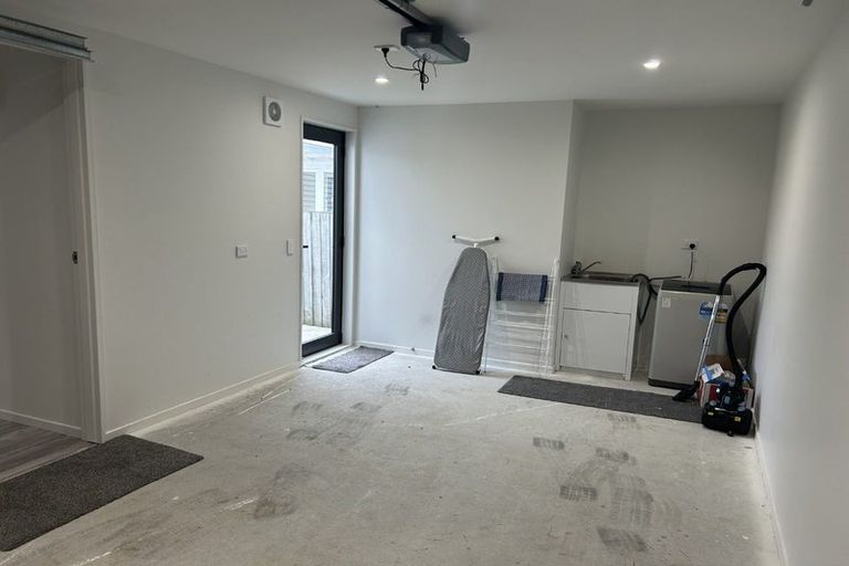 Photo of property in 3/58 Division Street, Riccarton, Christchurch, 8041