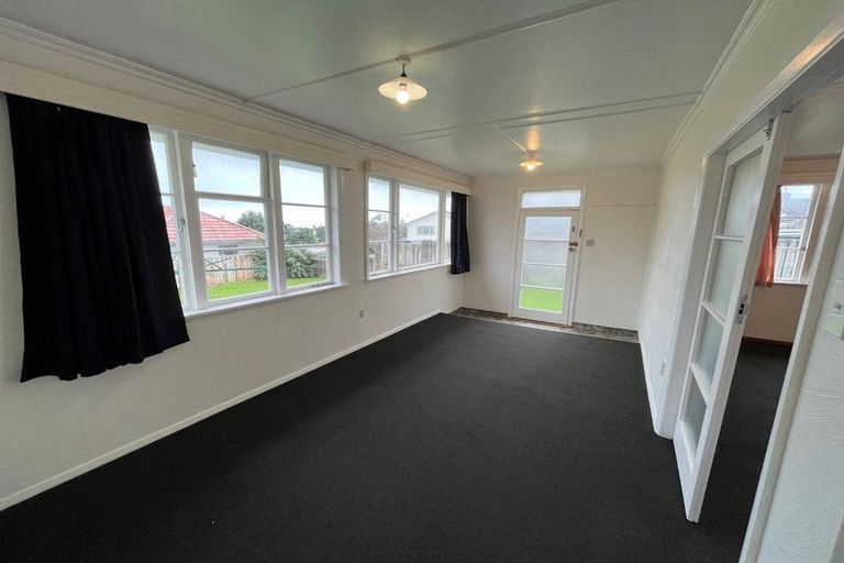 Photo of property in 1/12a Walsh Road, Westown, New Plymouth, 4310