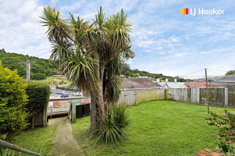 Photo of property in 385 South Road, Caversham, Dunedin, 9012