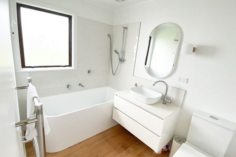 Photo of property in 18 Gordon Road, Mount Maunganui, 3116