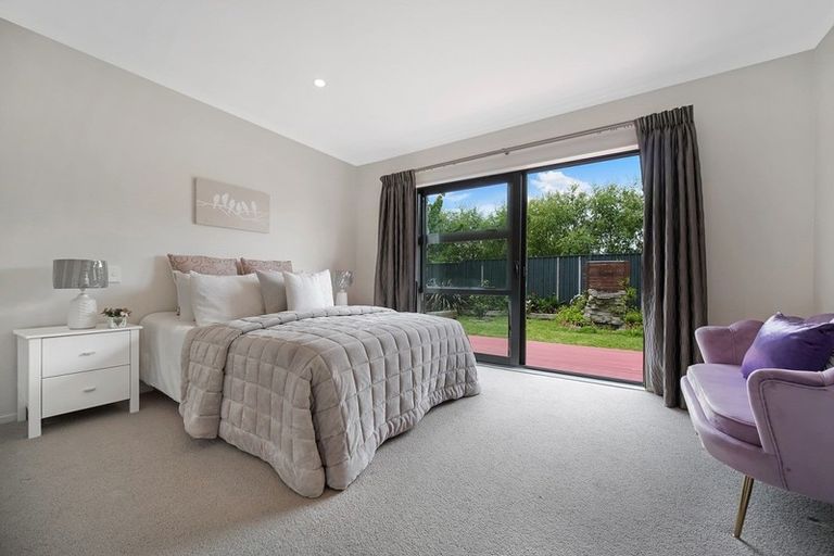 Photo of property in 32 Wawatai Drive, Karaka, Papakura, 2113