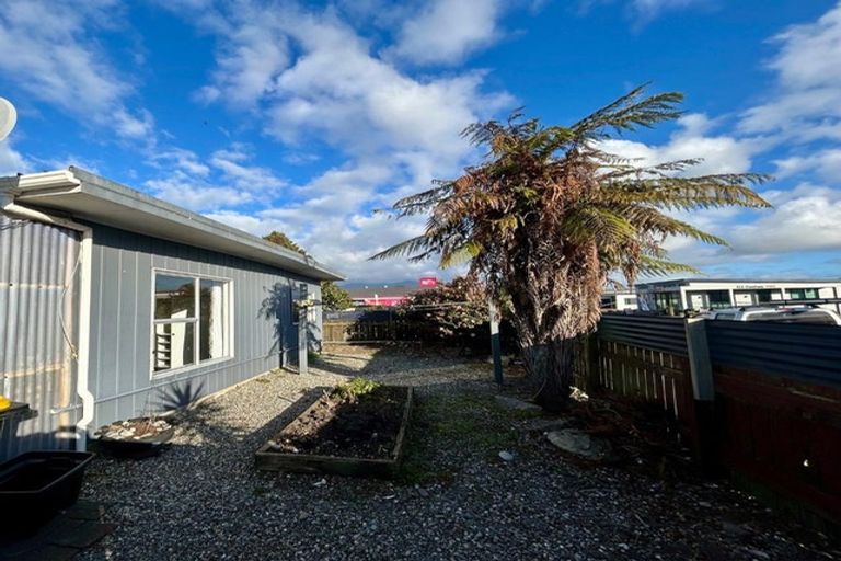 Photo of property in 223-225 Palmerston Street, Westport, 7825