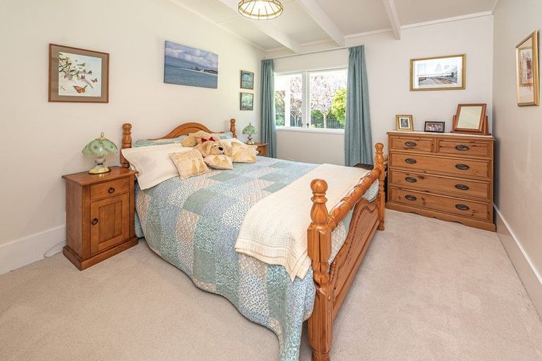 Photo of property in 105 Liverpool Street, College Estate, Whanganui, 4500