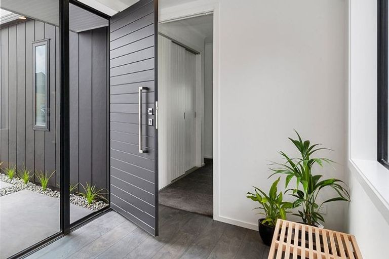 Photo of property in 11 Kara Place, Wharewaka, Taupo, 3330