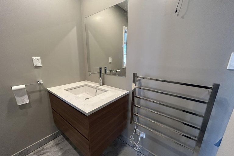 Photo of property in 19 Beauchamp Street, Tawa, Wellington, 5028