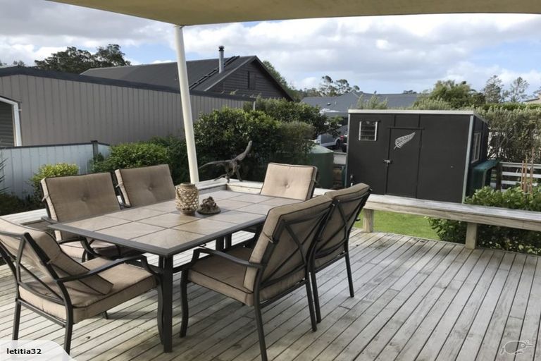 Photo of property in 3 Laycock Road, Tairua, 3508