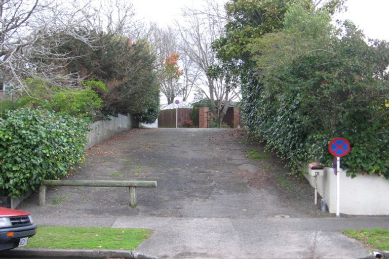 Photo of property in 40 Churchill Avenue, Hokowhitu, Palmerston North, 4410