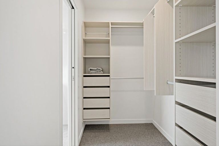 Photo of property in 9 Golden Fall Road, Hobsonville, 0616