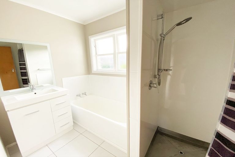 Photo of property in 61 Buick Crescent, Awapuni, Palmerston North, 4412