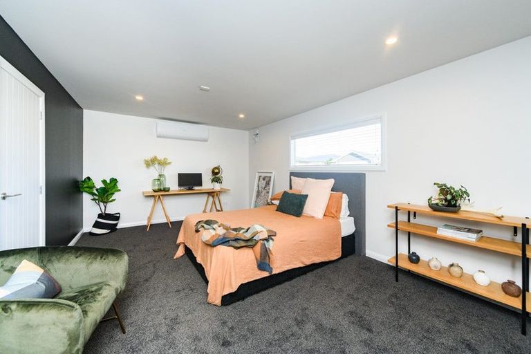 Photo of property in 10 Sardinia Grove, Fitzherbert, Palmerston North, 4410