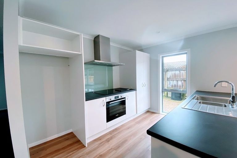 Photo of property in 9b Fitzherbert Road, Wainuiomata, Lower Hutt, 5014