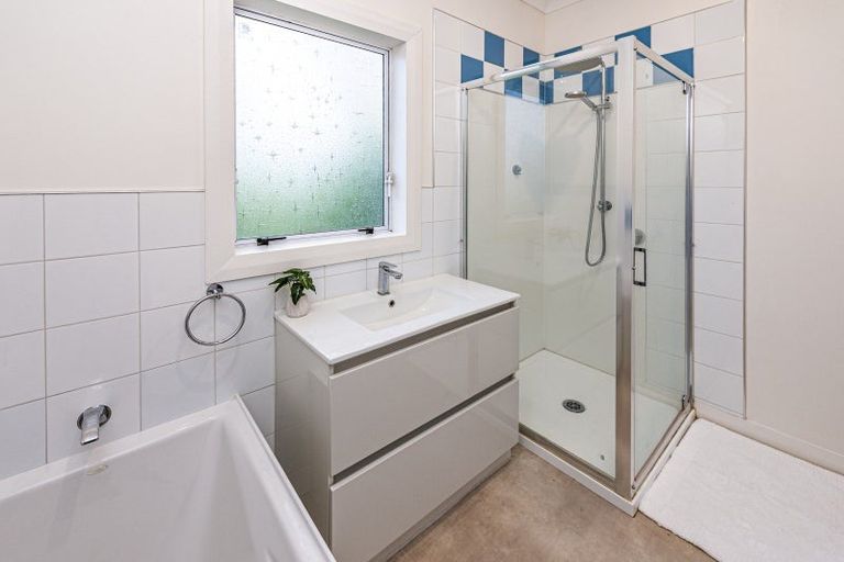 Photo of property in 20 Great North Road, Saint Johns Hill, Whanganui, 4500