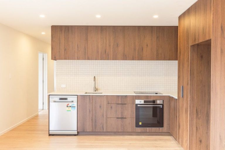 Photo of property in 67 Marriotts Road, North New Brighton, Christchurch, 8083