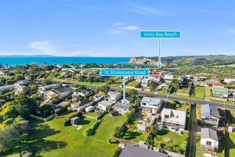 Photo of property in 31 Shakespear Road, Army Bay, Whangaparaoa, 0930